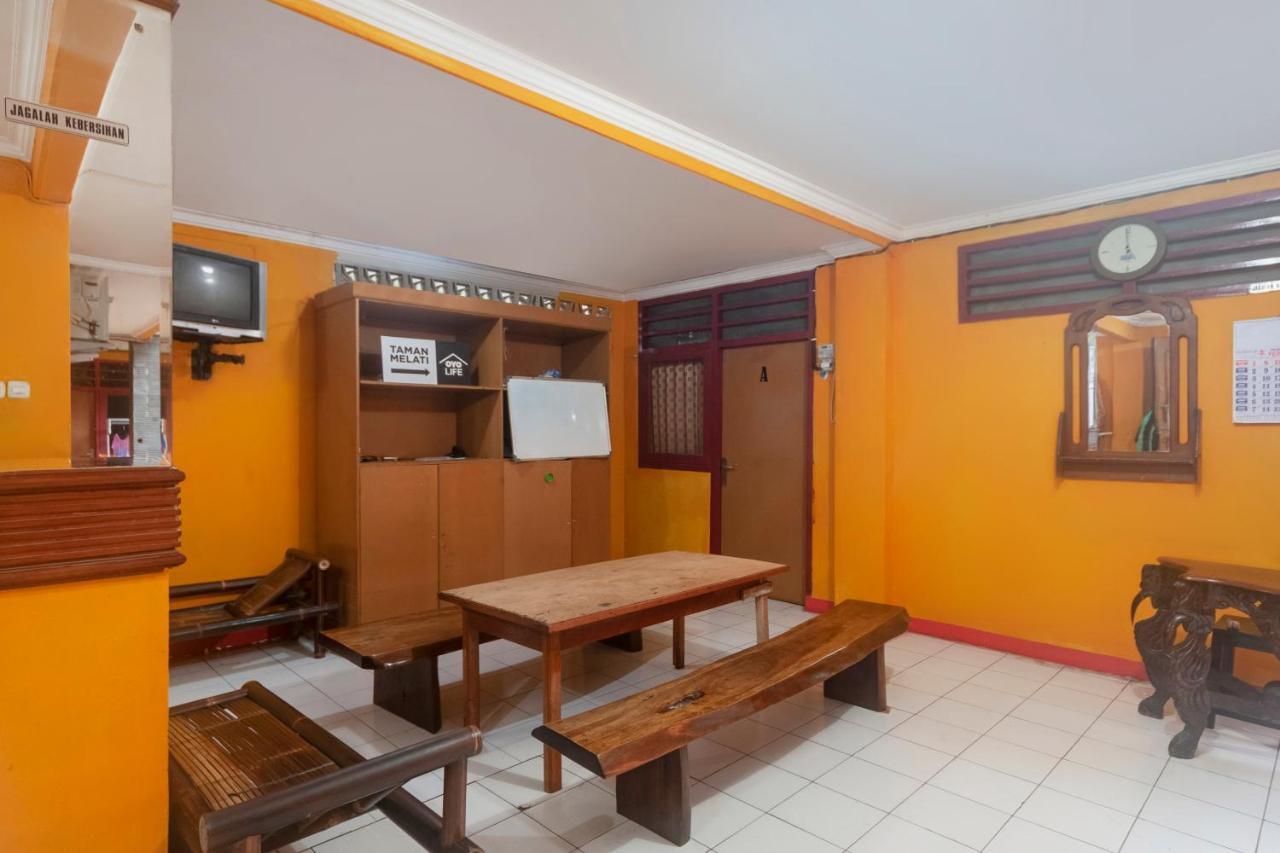 Hotel Oyo Life 3034 Taman Melati Depok Exteriér fotografie