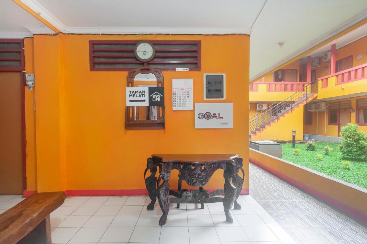 Hotel Oyo Life 3034 Taman Melati Depok Exteriér fotografie