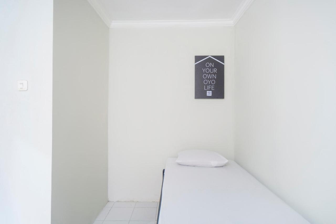 Hotel Oyo Life 3034 Taman Melati Depok Exteriér fotografie